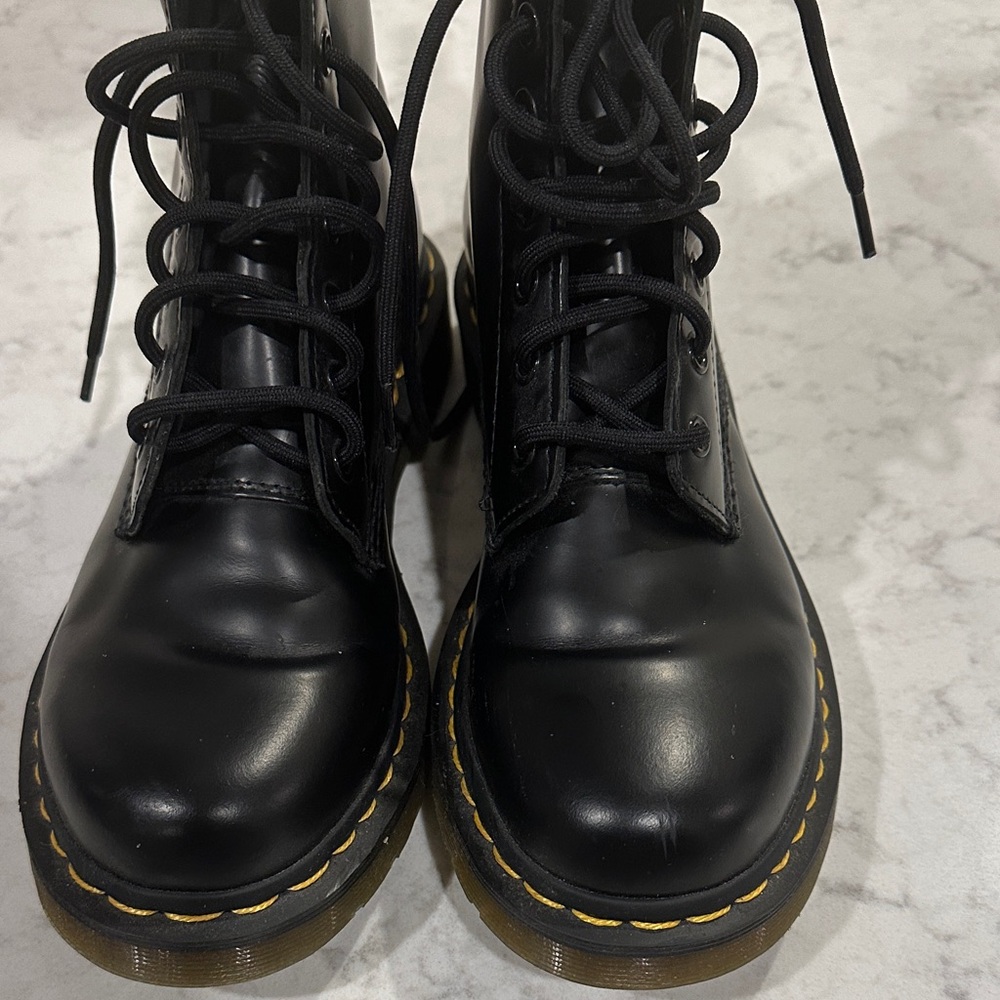 Doc Martens - Picture 5 of 8